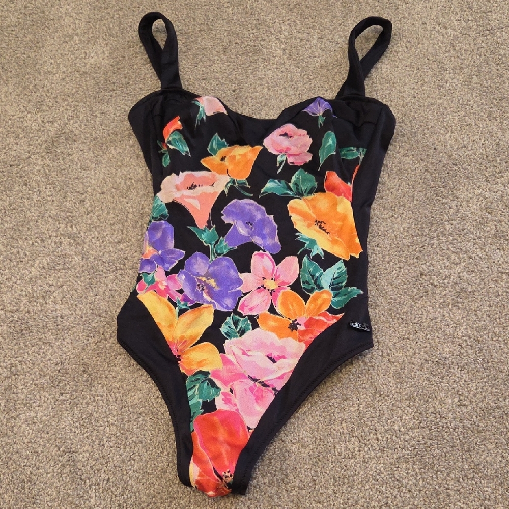ARI MADE IN GERMANY Floral Black One-Piece Swimsuit